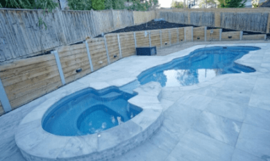 Frozen Blue, Curved Pool