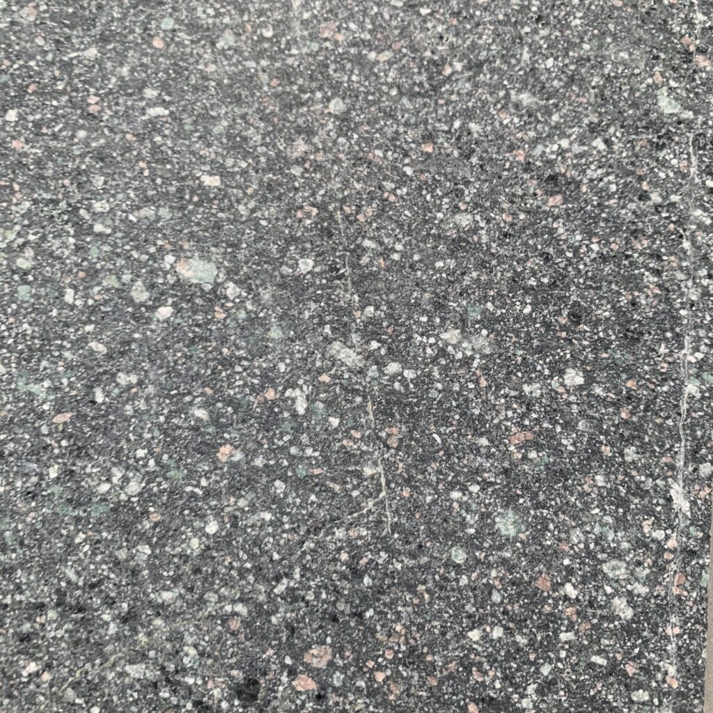 MTO, Green Porphyry